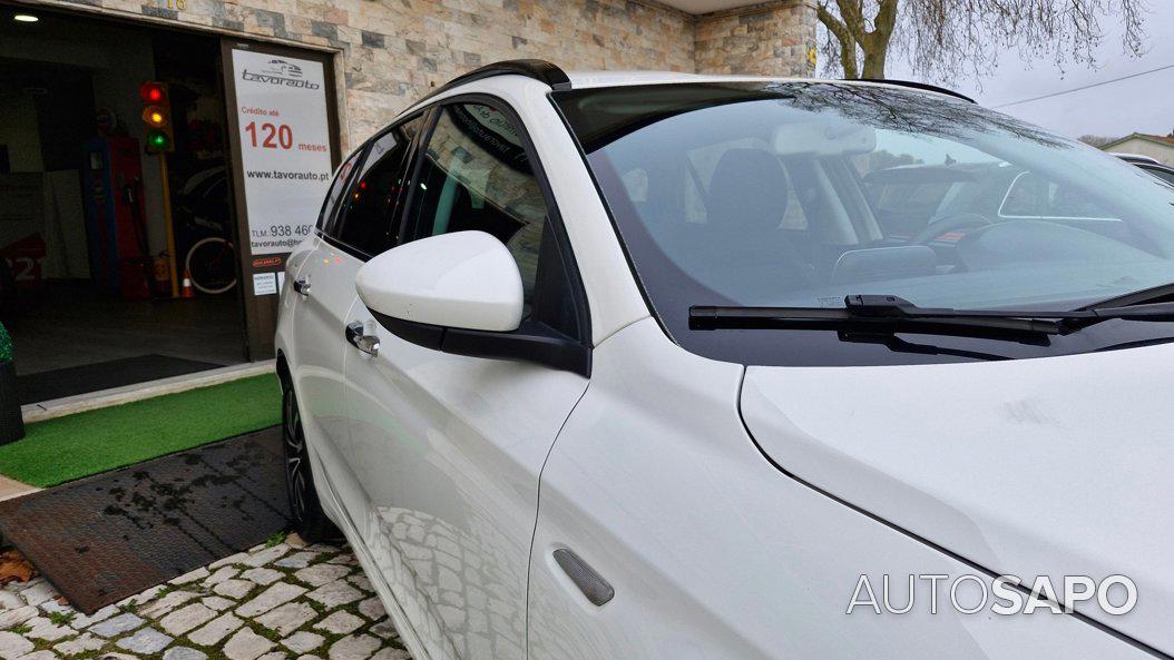 Fiat Tipo 1.3 M-Jet Lounge J17 de 2018