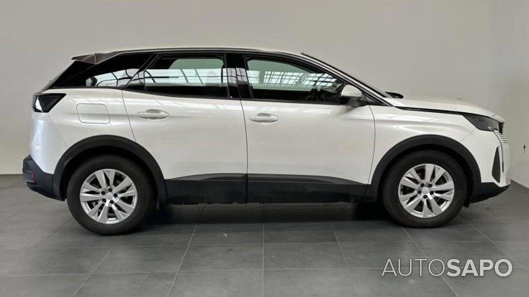 Peugeot 3008 1.2 PureTech Active de 2021