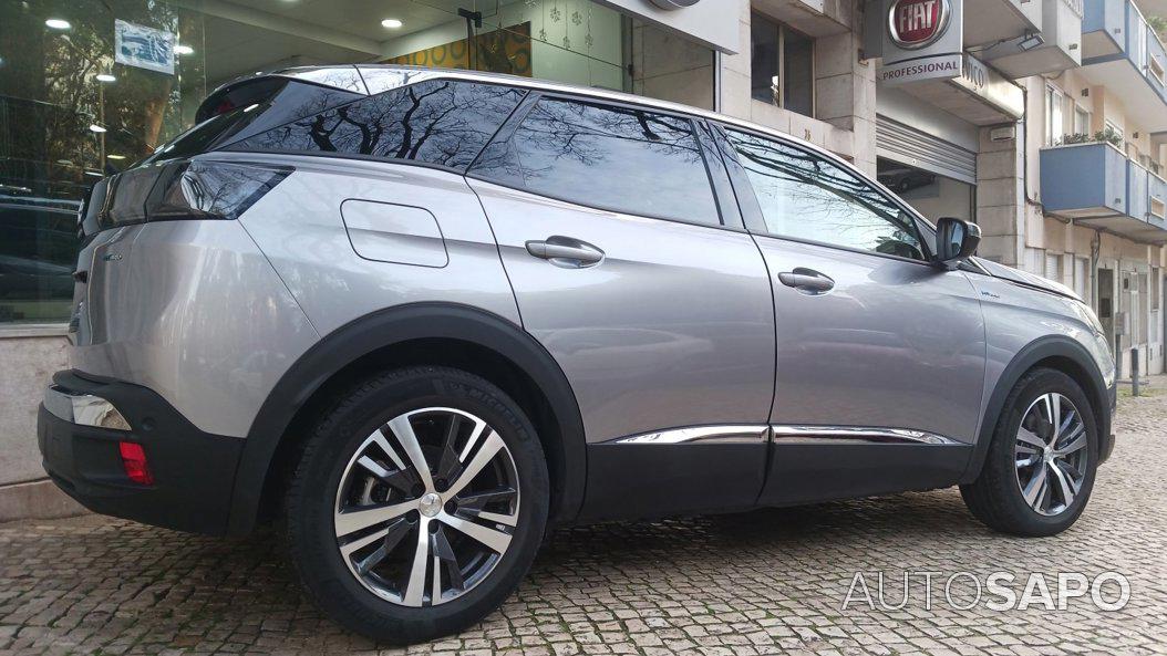 Peugeot 3008 1.6 Hybrid Allure Pack e-EAT8 de 2022