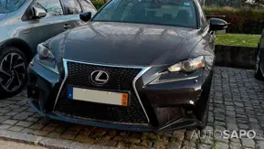 Lexus IS 300 Sport Cross de 2015