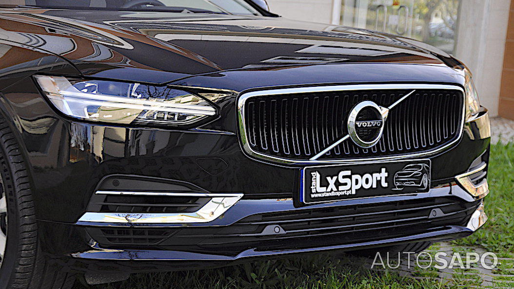 Volvo V90 2.0 T8 Momentum Plus AWD Geartronic de 2020