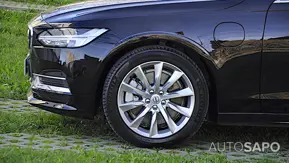 Volvo V90 2.0 T8 Momentum Plus AWD Geartronic de 2020