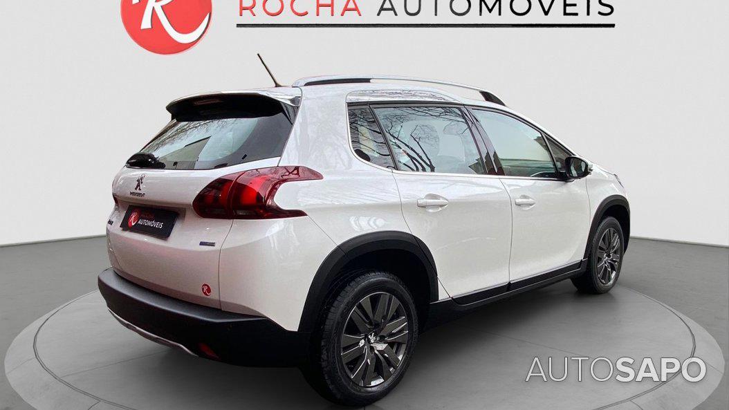 Peugeot 2008 1.2 PureTech Allure de 2016