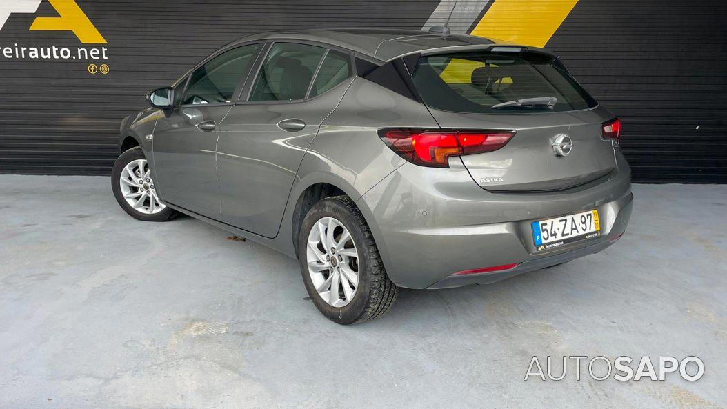 Opel Astra de 2019