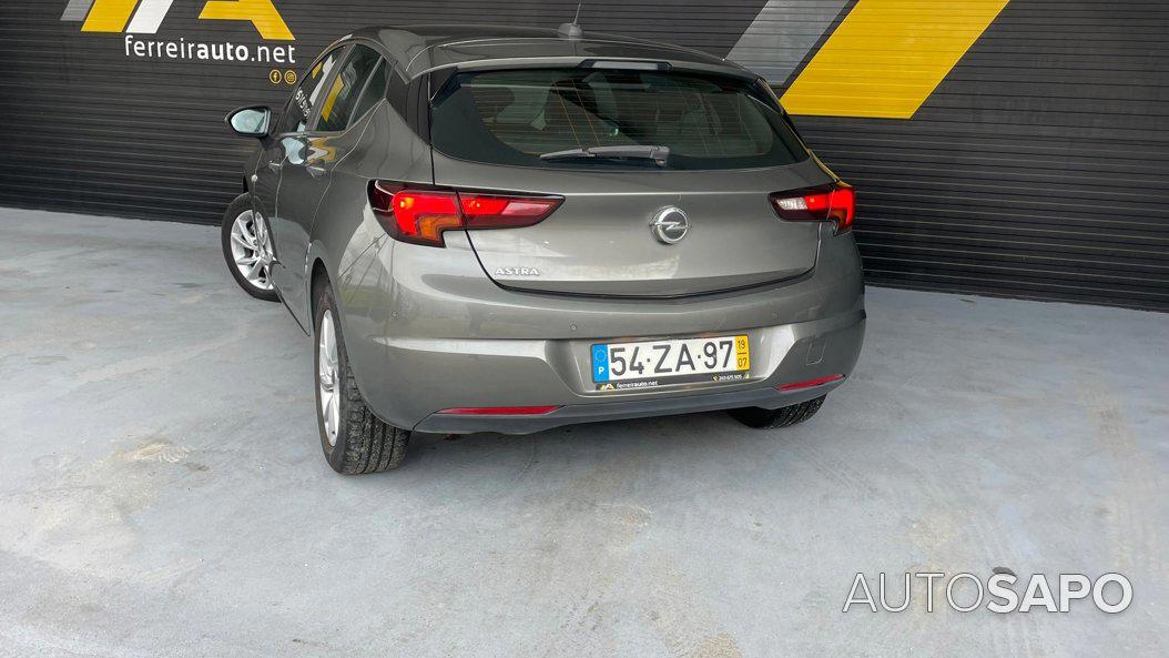 Opel Astra de 2019