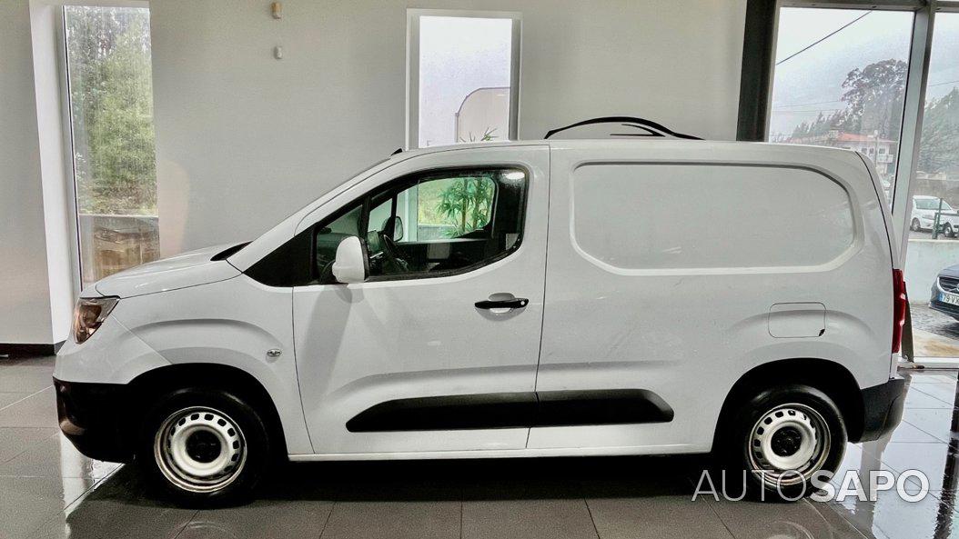 Opel Combo 1.5 CDTi L1H1 Elegance Plus de 2020