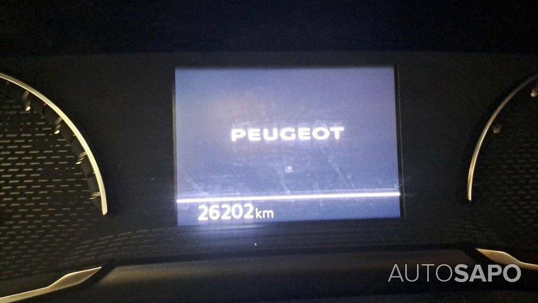 Peugeot 2008 1.5 BlueHDi Active Pack de 2021