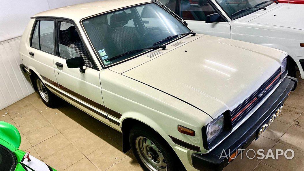 Toyota Starlet de 1982