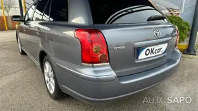 Toyota Avensis de 2004