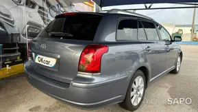 Toyota Avensis de 2004