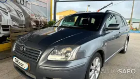 Toyota Avensis de 2004