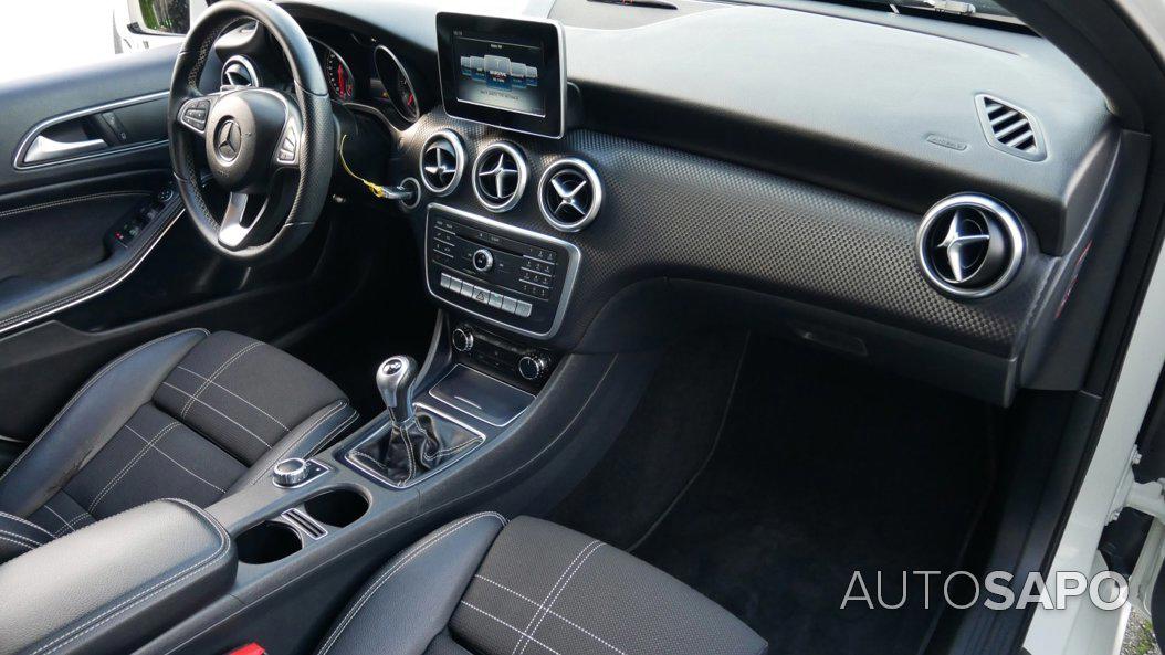 Mercedes-Benz Classe A 180 CDi B.E. Urban de 2016