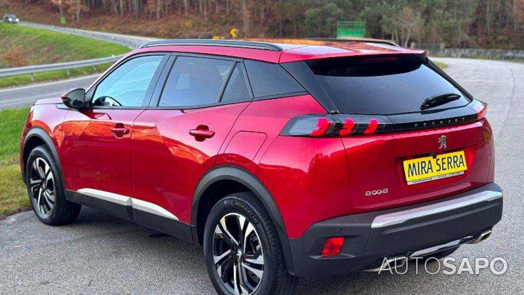 Peugeot 2008 1.2 PureTech Allure EAT8 de 2020