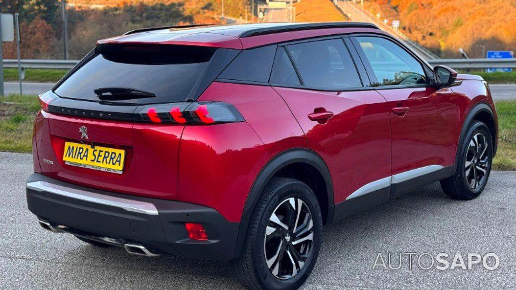 Peugeot 2008 1.2 PureTech Allure EAT8 de 2020