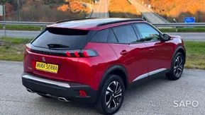 Peugeot 2008 1.2 PureTech Allure EAT8 de 2020