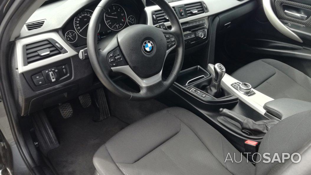 BMW Série 3 318 d Touring Advantage de 2017