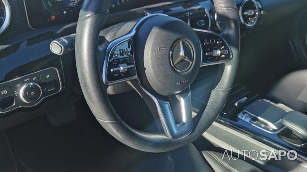 Mercedes-Benz Classe A 180 d Progressive Aut. de 2019