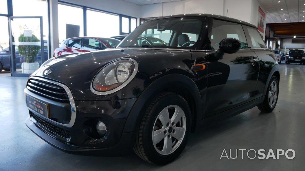 MINI Cooper de 2016