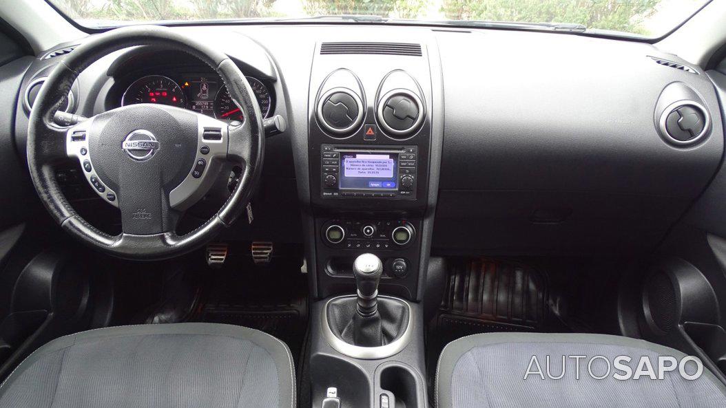 Nissan Qashqai 1.5 dCi Tekna Premium 17 de 2010