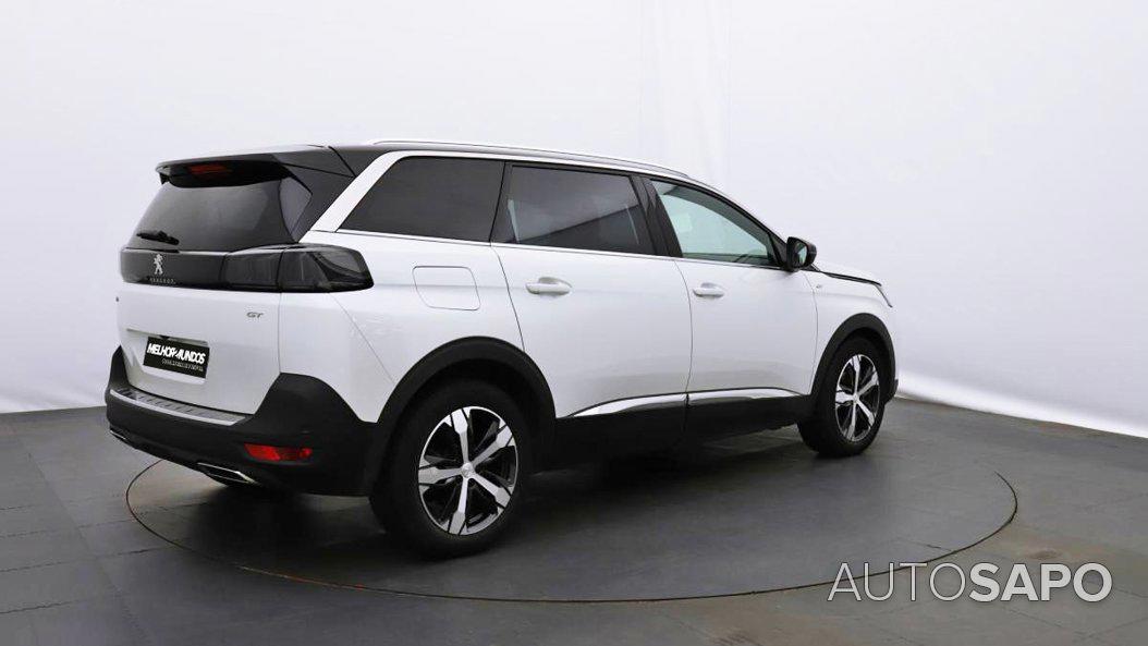 Peugeot 5008 de 2022