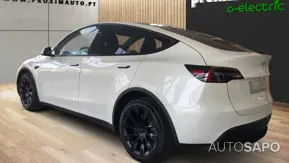 Tesla Model Y Long-Range Dual Motor AWD de 2021