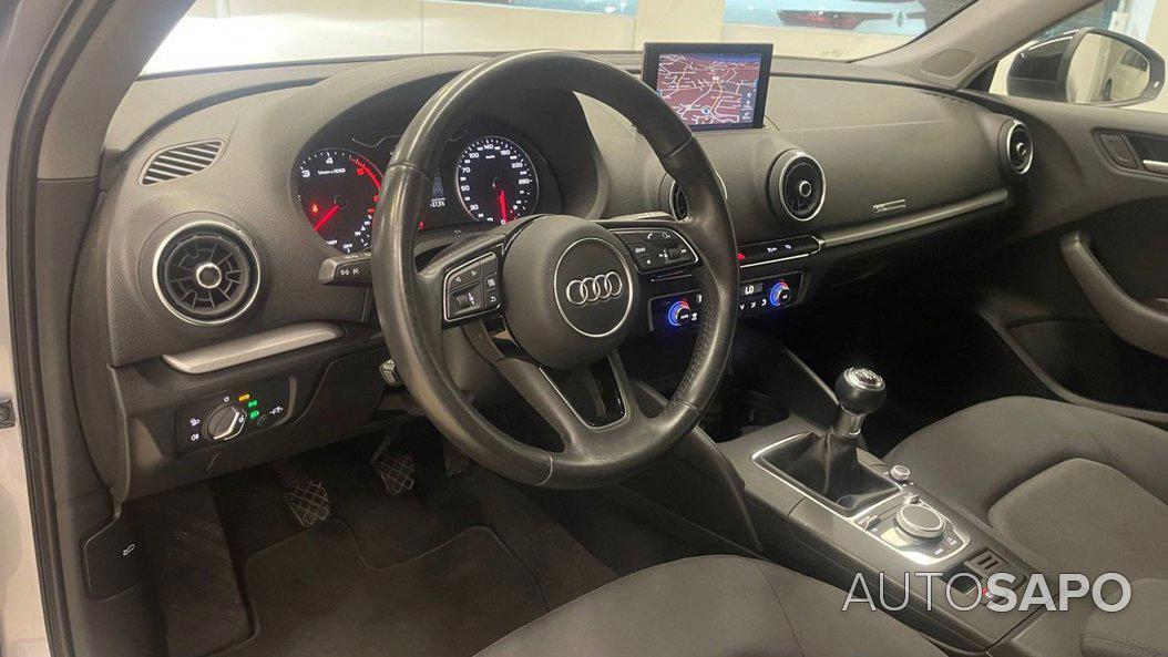 Audi A3 30 TDI Design de 2020