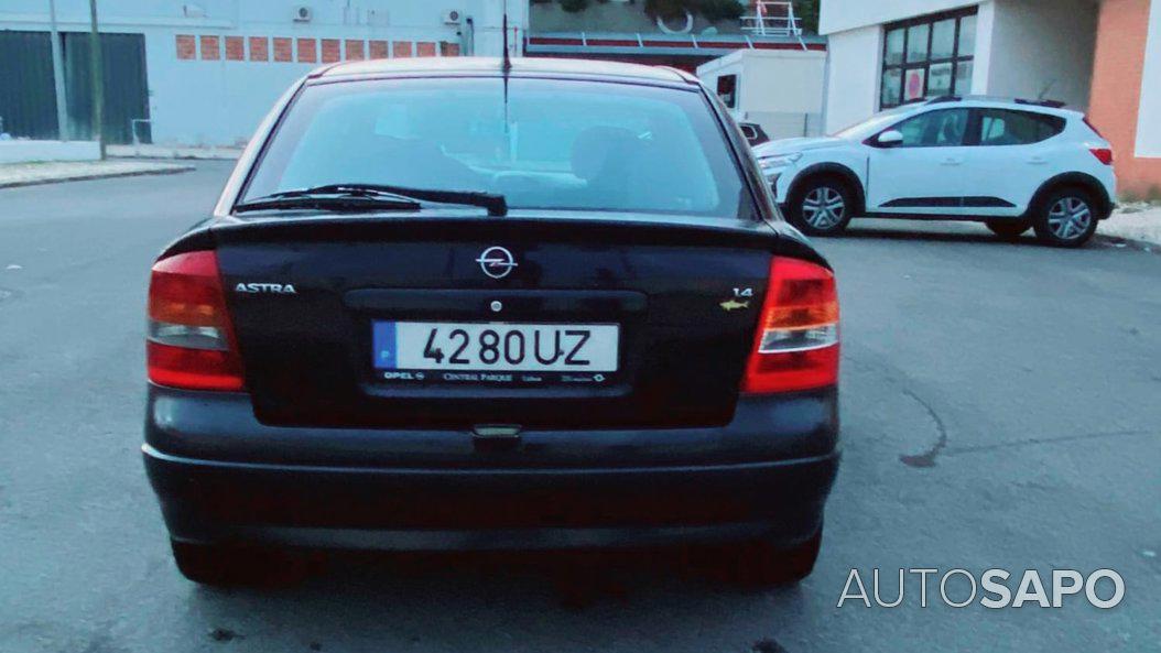 Opel Astra 1.4 Sport de 2003