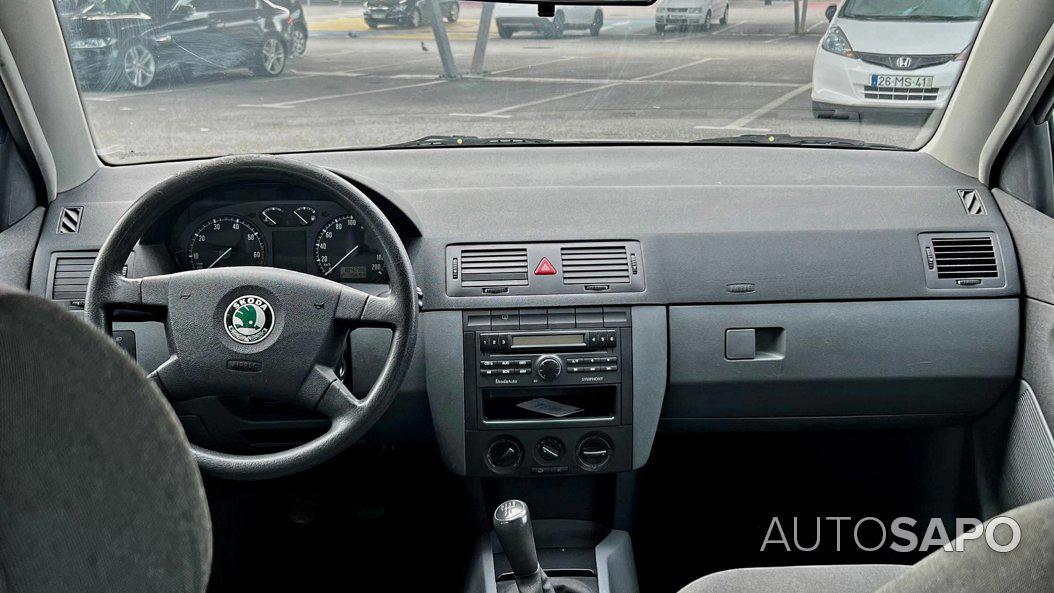 Skoda Fabia 1.2 HTP Praktik I de 2004