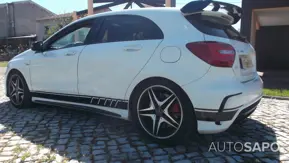 Mercedes-Benz Classe A 45 AMG 4Matic de 2014