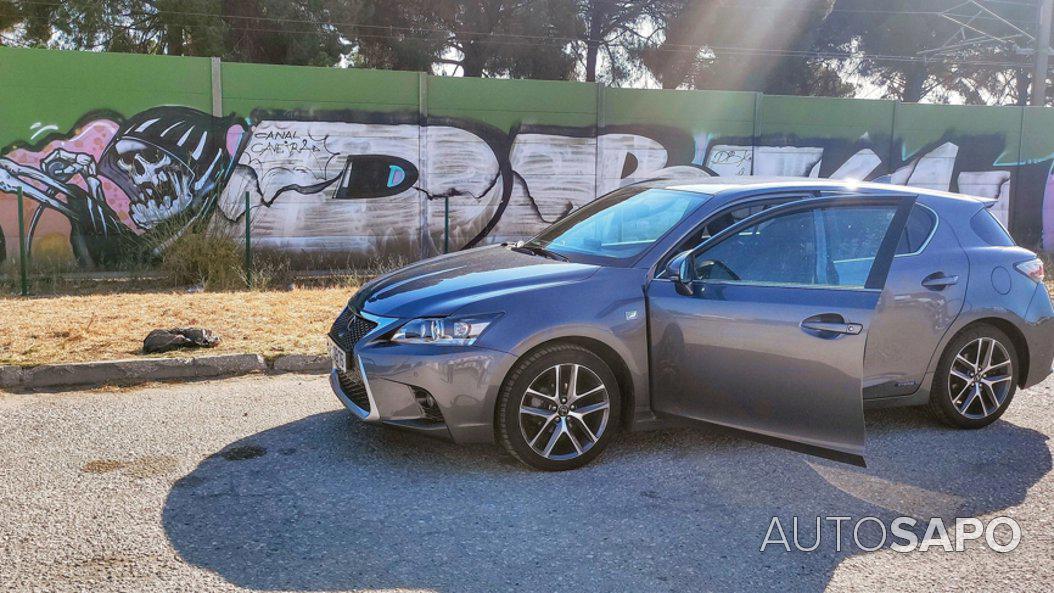 Lexus CT 200h F Sport de 2015