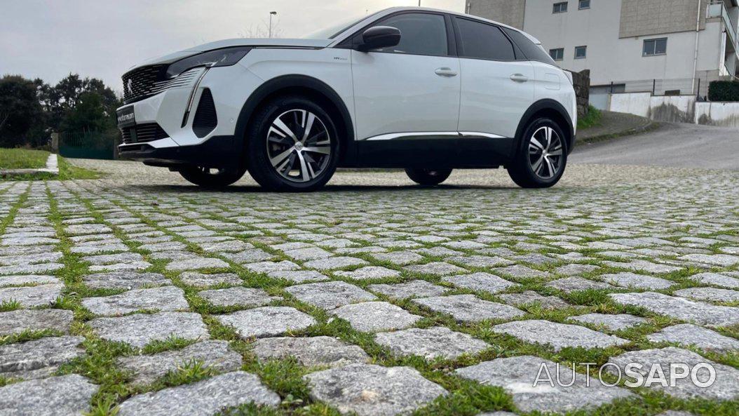 Peugeot 3008 1.6 Hybrid Allure Pack e-EAT8 de 2022