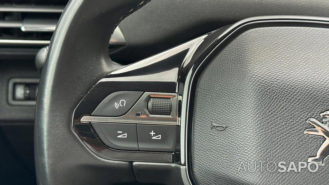 Peugeot 3008 1.5 BlueHDi Active de 2019