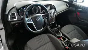 Opel Astra de 2016