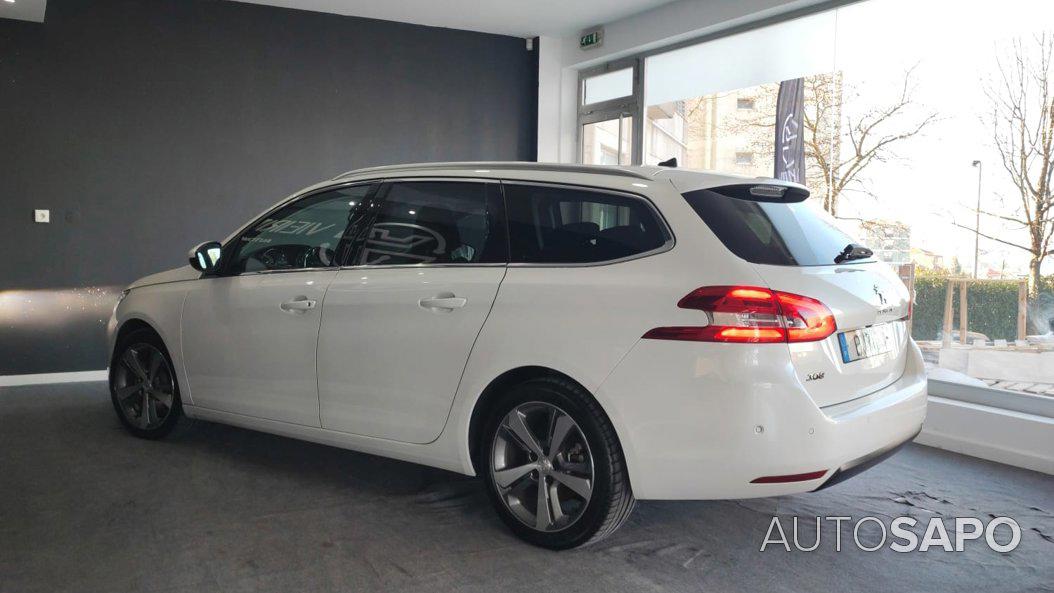 Peugeot 308 1.5 BlueHDi Allure Pack EAT8 de 2020