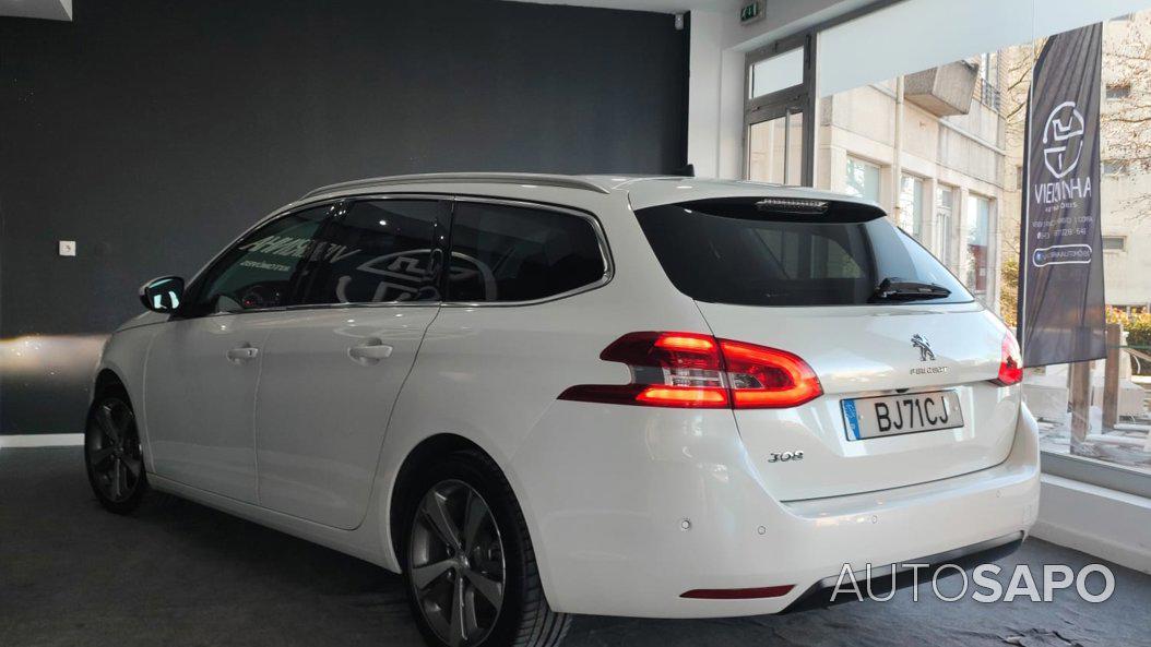 Peugeot 308 1.5 BlueHDi Allure Pack EAT8 de 2020