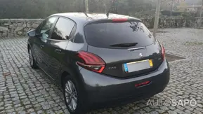 Peugeot 208 1.6 Blue HDI Style de 2016