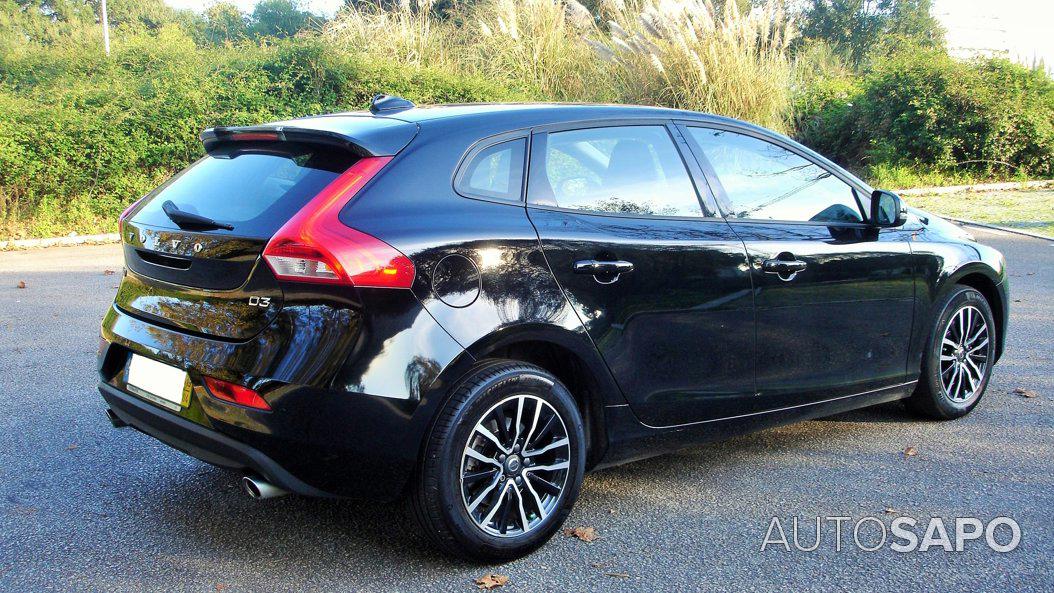 Volvo V40 2.0 D3 Momentum de 2019