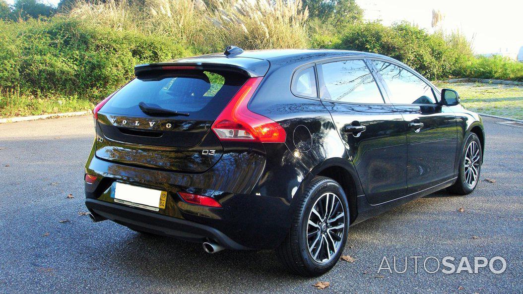 Volvo V40 2.0 D3 Momentum de 2019