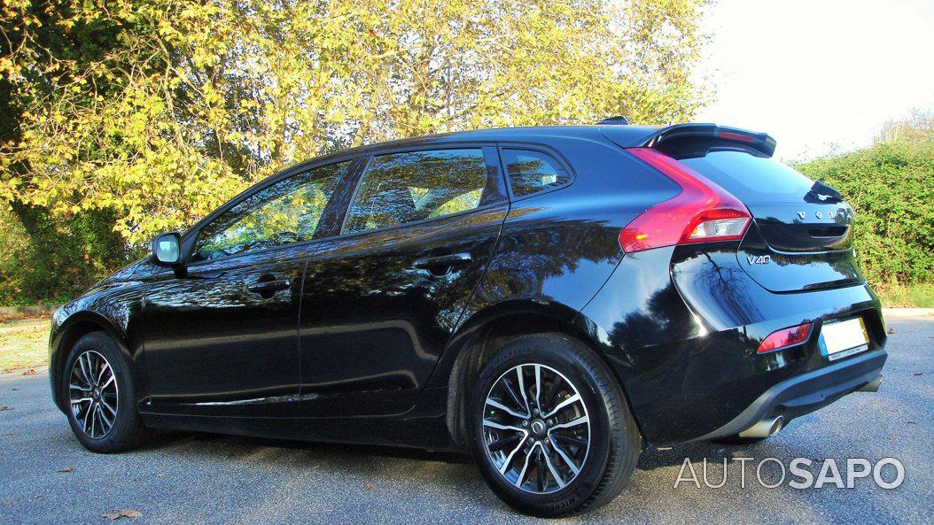 Volvo V40 2.0 D3 Momentum de 2019