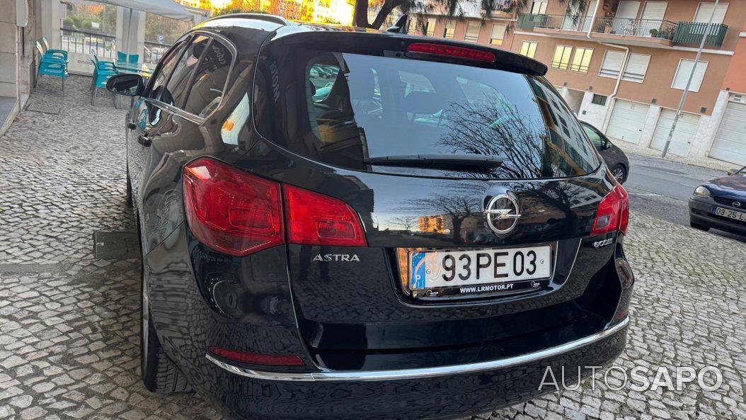 Opel Astra de 2014