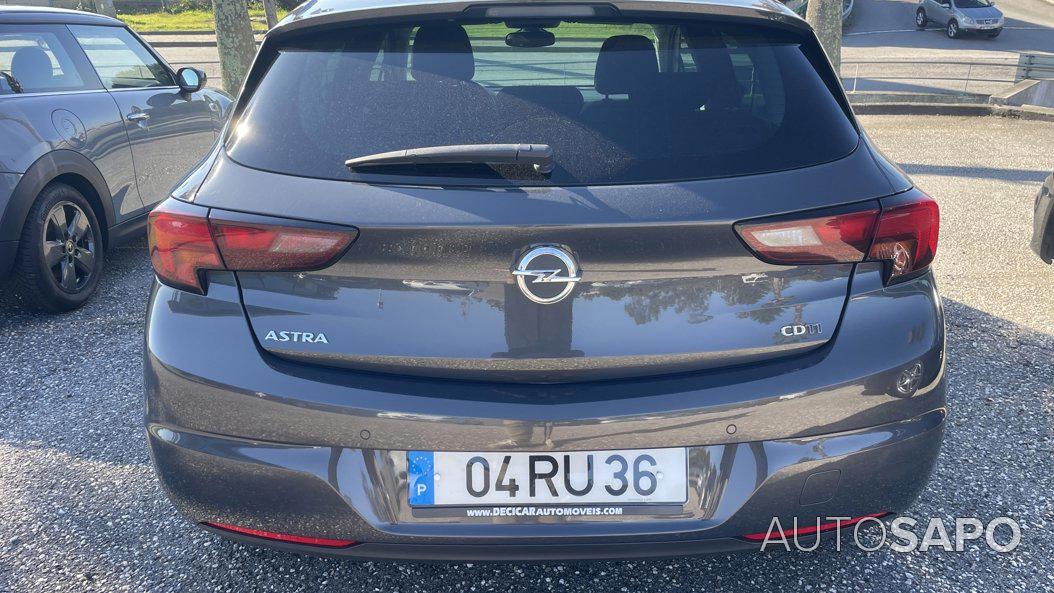 Opel Astra 1.6 CDTi Active-Select J17 de 2016