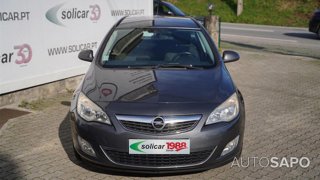 Opel Astra de 2011