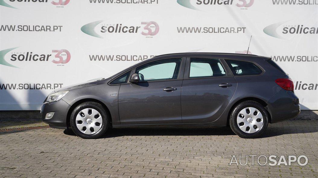 Opel Astra de 2011