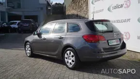 Opel Astra de 2011