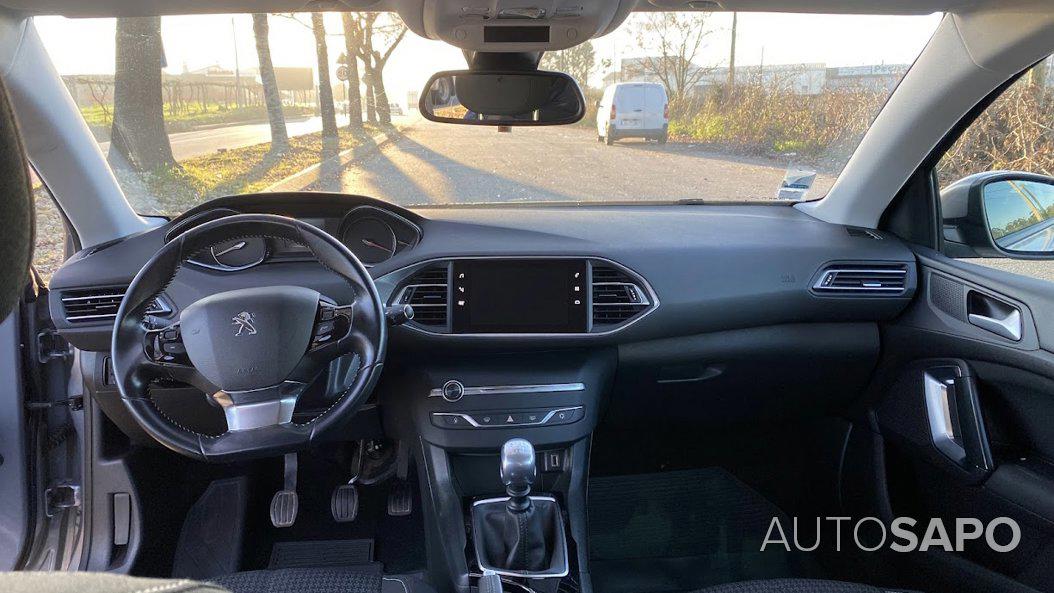 Peugeot 308 1.5 BlueHDi Business Line de 2018