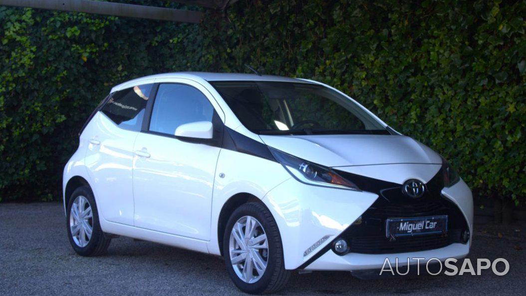 Toyota Aygo 1.0 X-Play Plus de 2017