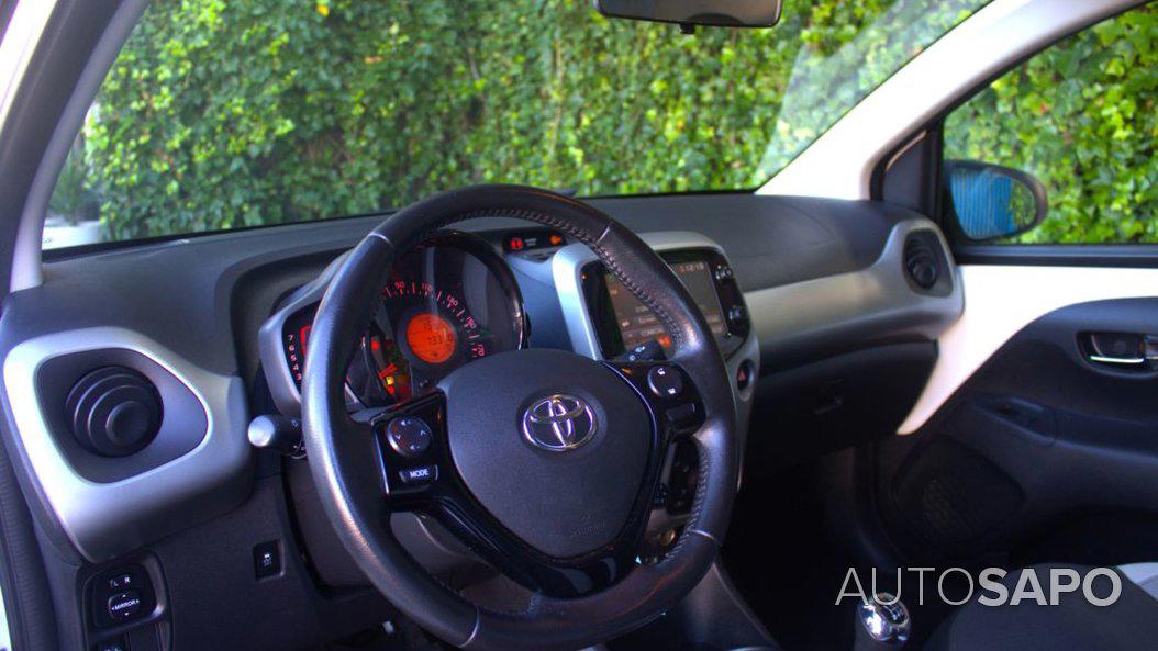 Toyota Aygo 1.0 X-Play Plus de 2017