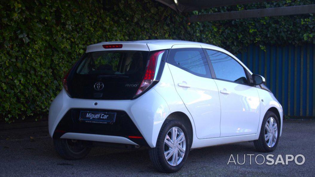 Toyota Aygo 1.0 X-Play Plus de 2017