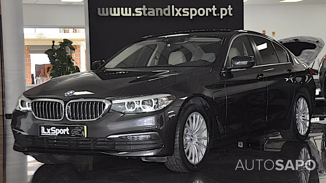 BMW Série 5 520 d xDrive Line Sport Auto