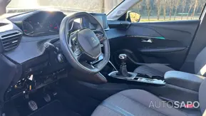 Peugeot 208 1.2 PureTech Allure de 2021